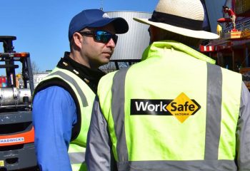 WorkSafe-inspectors-discussion